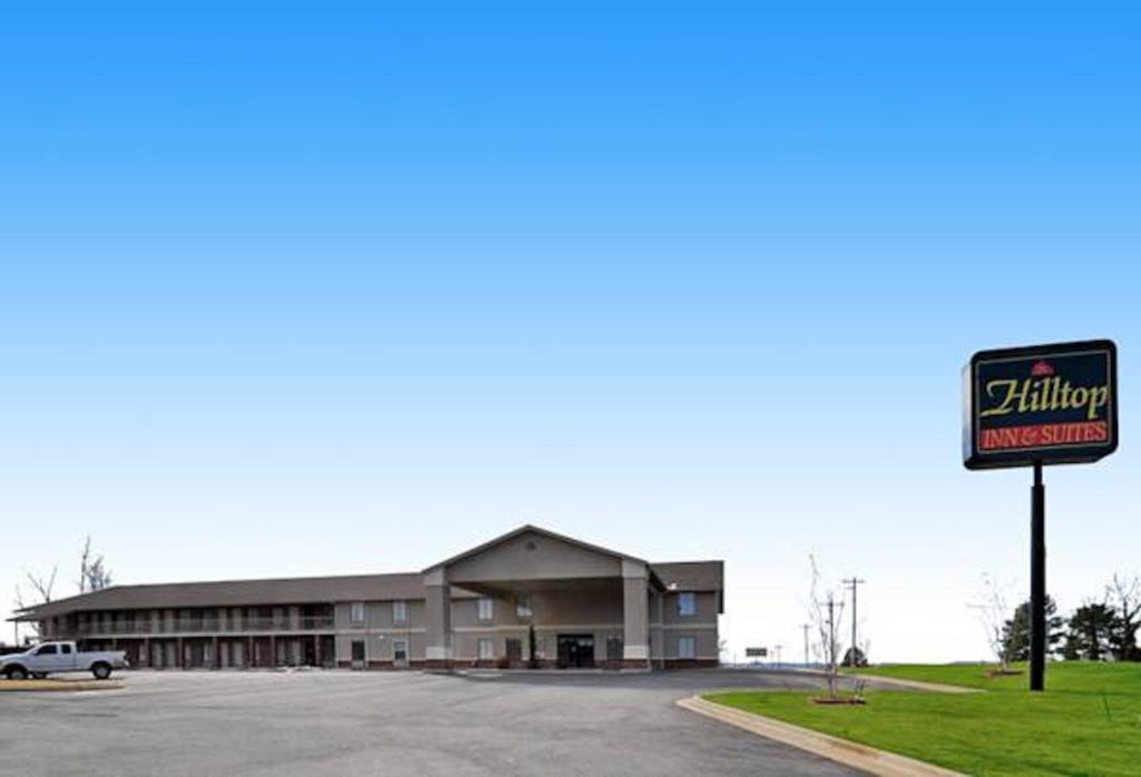 Econo Lodge Inn & Suites Greenbrier Exterior photo